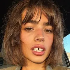 Frankie, a friend from the cast