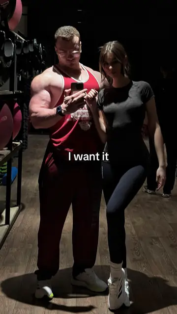 Original slide 3: the two of them in a dark gym mirror selfie, text I want it