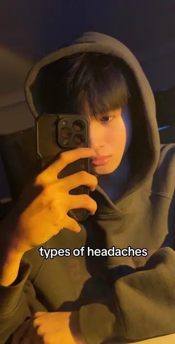 First slide: types of headaches